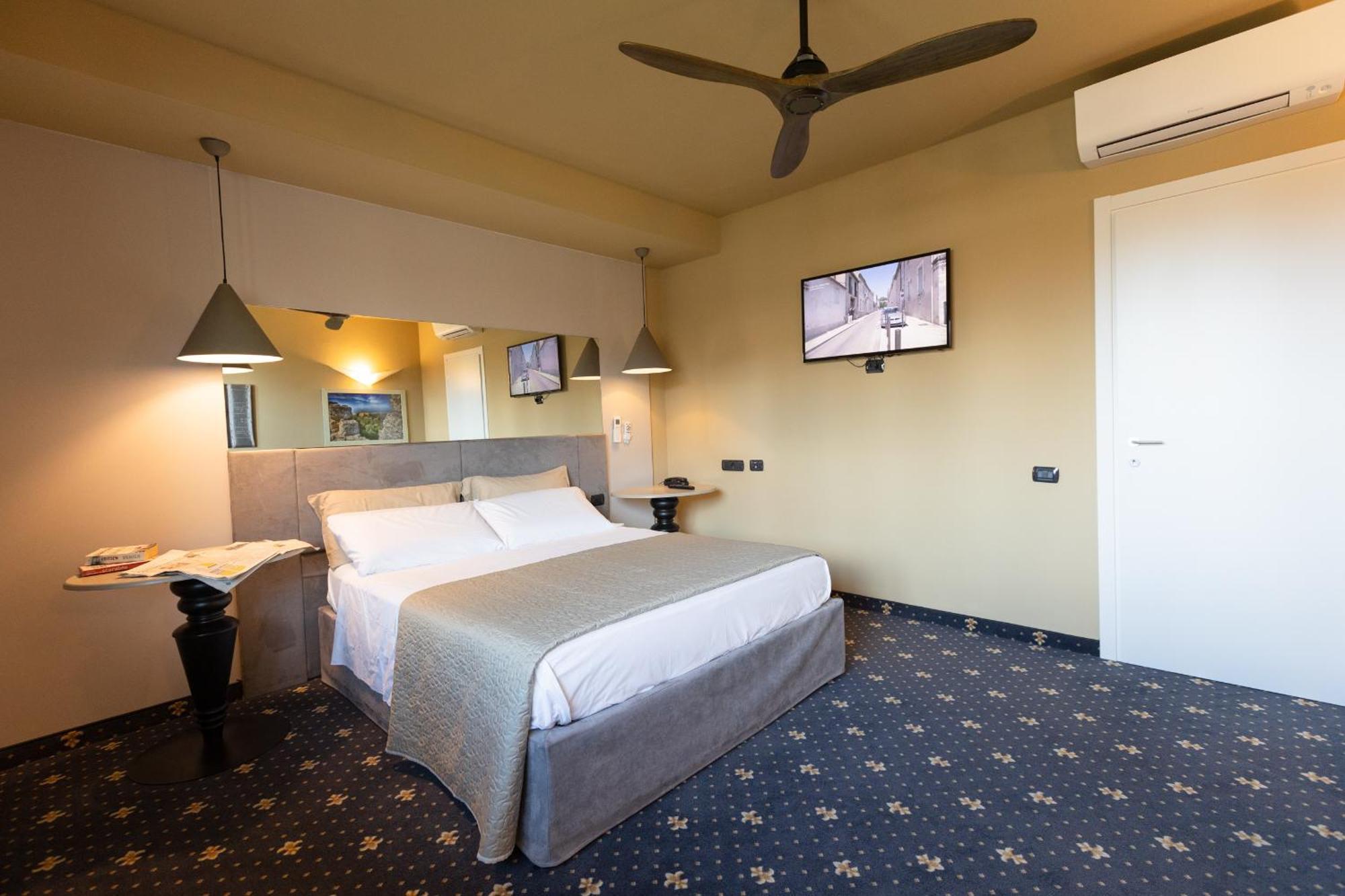 Holiday Rooms Antica Badia ヴォルテッラ エクステリア 写真