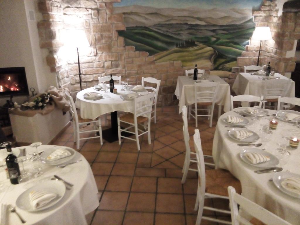 Holiday Rooms Antica Badia ヴォルテッラ エクステリア 写真