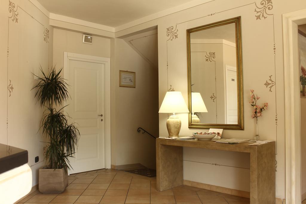 Holiday Rooms Antica Badia ヴォルテッラ エクステリア 写真
