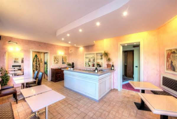 Holiday Rooms Antica Badia ヴォルテッラ エクステリア 写真